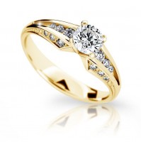 Prstene zo žltého zlata s diamantom