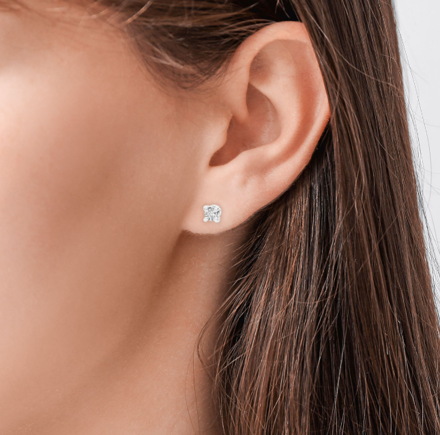   Náušnice z bieleho zlata s briliantom B1042