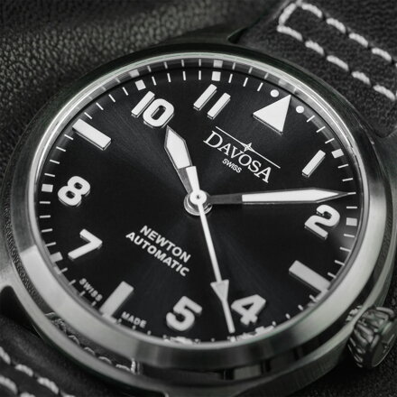 Pánske hodinky Davosa Newton Pilot 161.530.55