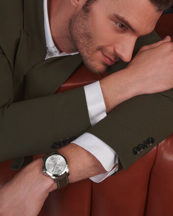 Longines Conquest 43mm L3.760.4.76.5