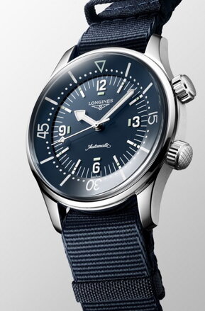 Hodinky Longines Legend Diver L3.764.4.90.2 Ø 39.00 mm