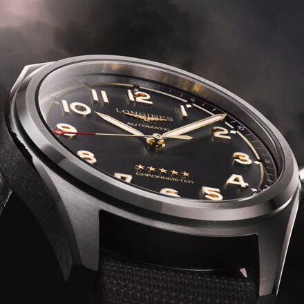 Titanové hodinky Longines Spirit L3.811.1.53.2 (L38111532)
