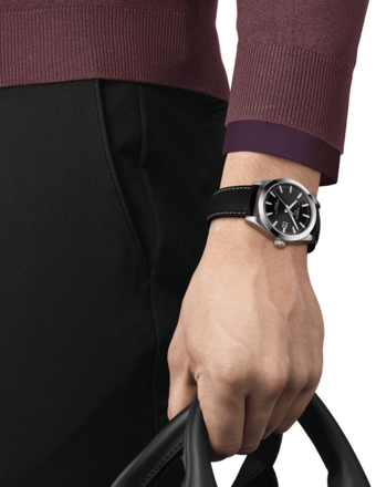 Hodinky TISSOT GENTLEMAN POWERMATIC 80 SILICIUM T127.407.16.051.00